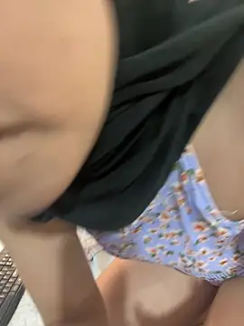 aisha_vs's cam snapshot