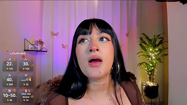 Kaaiiri live sex cam