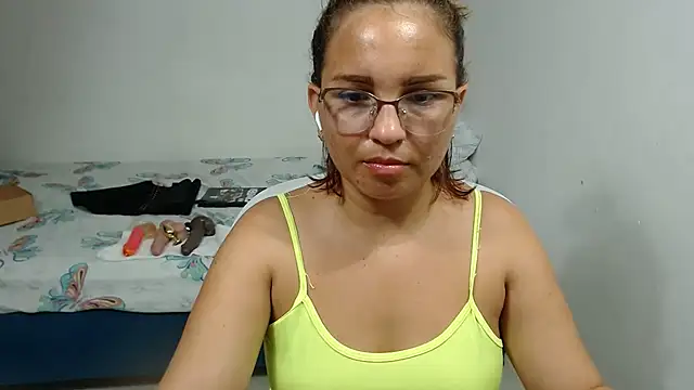 Agatha_browser's cam snapshot