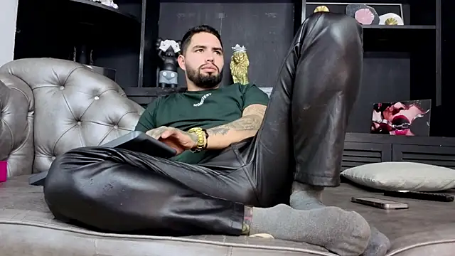 matteosantos live sex cam