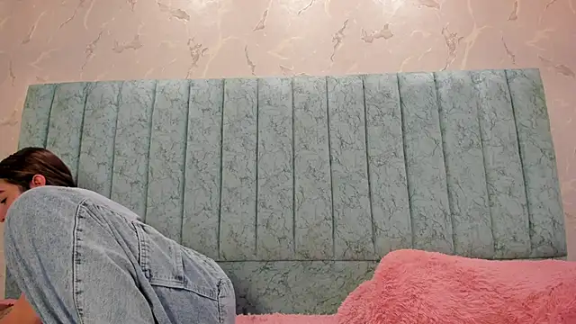 Tara_Parker's cam snapshot