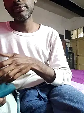 KeptupInosine live sex cam