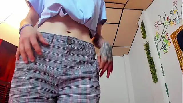 fulfill_fantasies1's cam snapshot