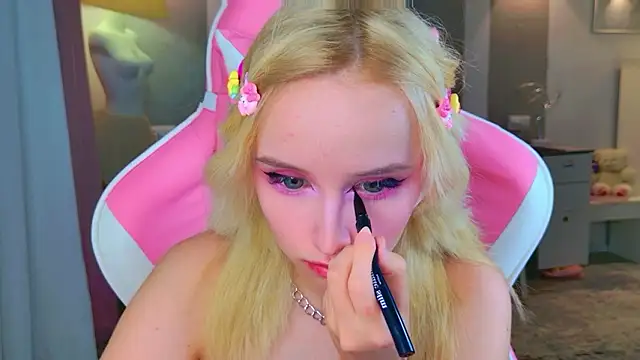 popjenny's cam snapshot