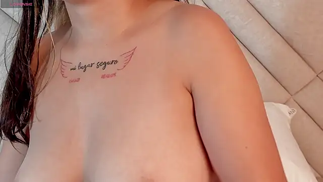 AmberQueen1's cam snapshot