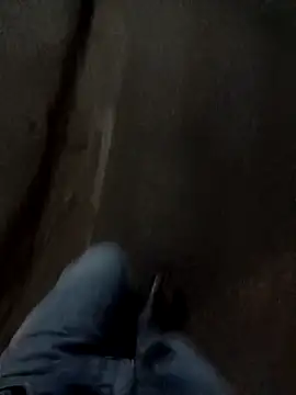 Hornyucum4me live sex cam