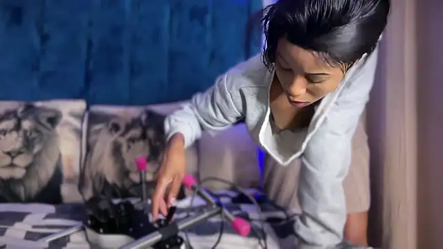 _Dime_'s cam snapshot