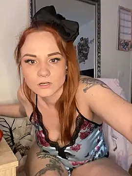 Fiebie_licios live sex cam