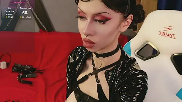 devvilss_toy's cam snapshot