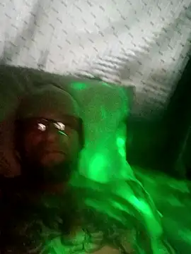 ShawnandDani7074's cam snapshot