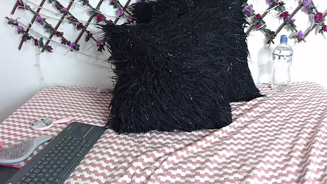 Samantha_Wallker's cam snapshot