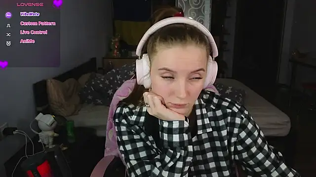 Mary_Blu's cam snapshot