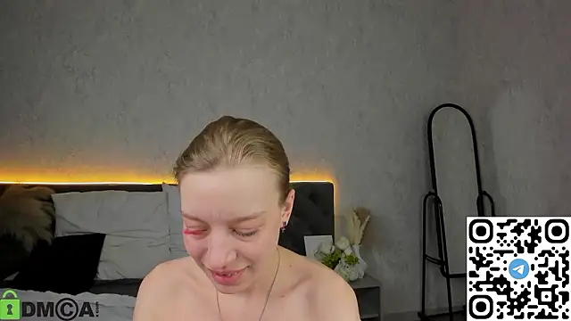 Michelle_Blond's cam snapshot