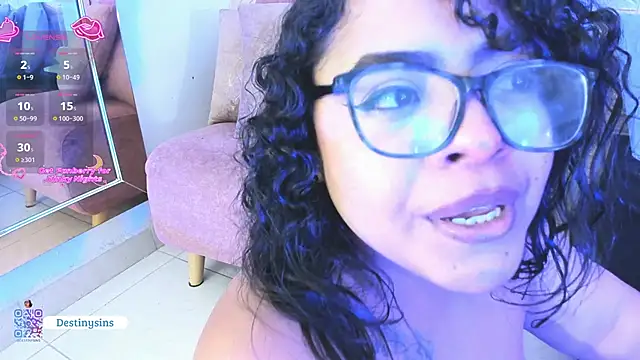 DestinySins's cam snapshot