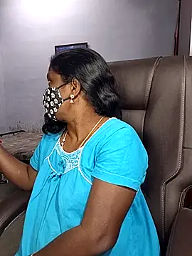 umashreetamil's cam snapshot