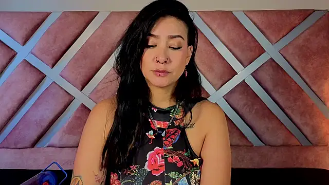 _kelly_hous36's cam snapshot