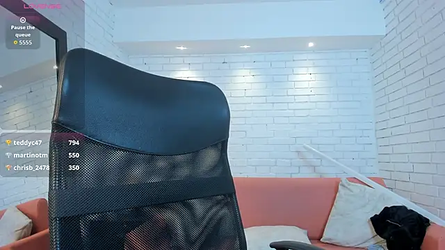 paulina_sweett_'s cam snapshot