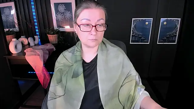 AlexandraKind's cam snapshot