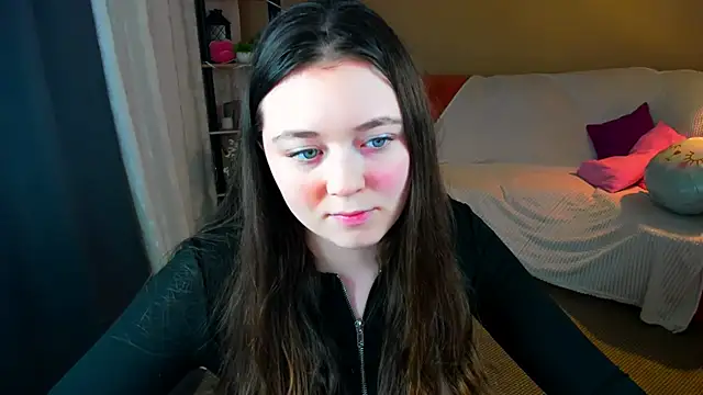 AlluringLookk's cam snapshot