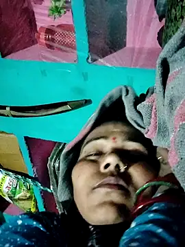 Pooja750's cam snapshot