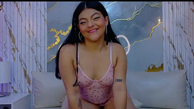 NIKIBUNNY's cam snapshot