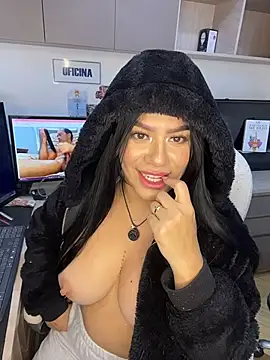 Miah_gomez_ live sex cam