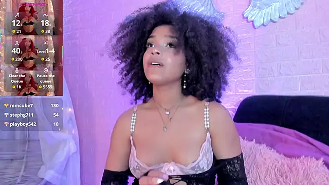 Serena_Fey's cam snapshot