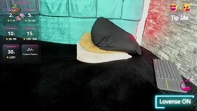 Cloee66's cam snapshot