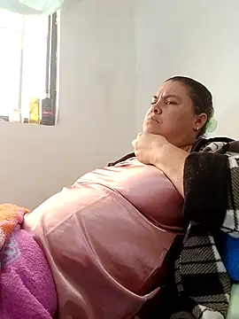 yaneth_'s cam snapshot