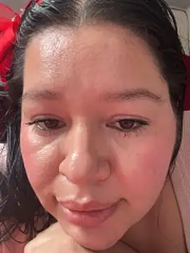 Lovelipsbig's cam snapshot