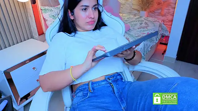 Miia_harper_'s cam snapshot