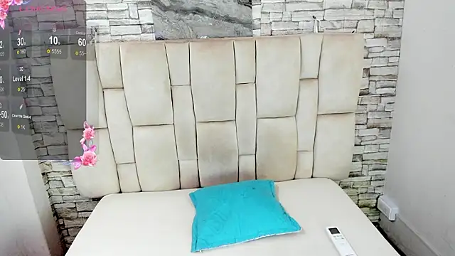 Celesste_doll's cam snapshot