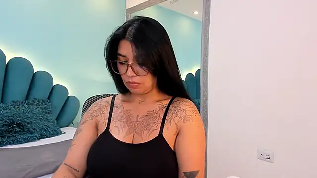 sharlott18's cam snapshot