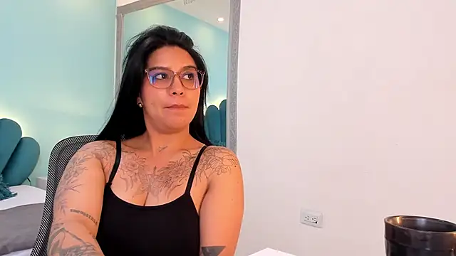 sharlott18's cam snapshot