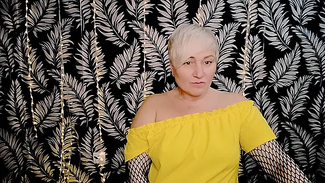 Olivia_playful live sex cam