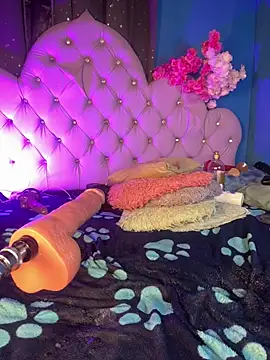 Naugth_channel_ts live sex cam