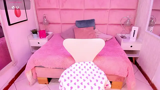 Janah_Myers's cam snapshot