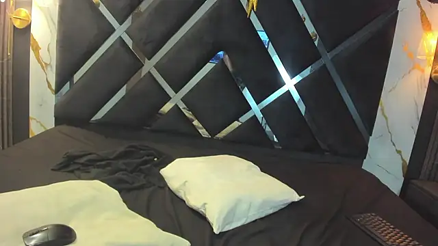 EvaaCooper's cam snapshot