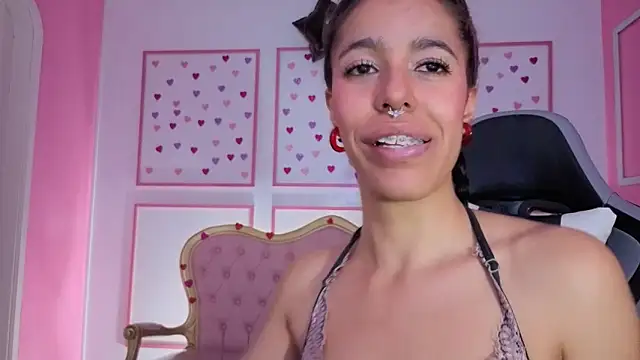 stephania_t's cam snapshot