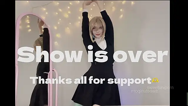 sweetuniporn live sex cam