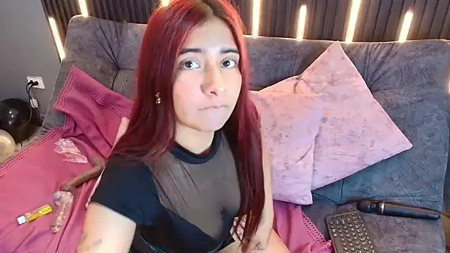 scarlett_aviebby's cam snapshot