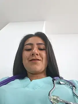 CAROLINE__07's cam snapshot