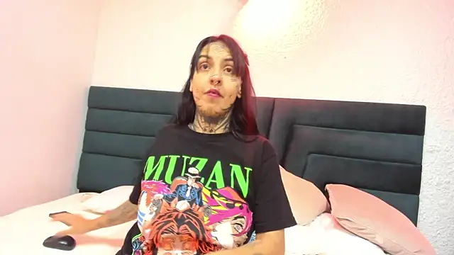 Dahliablack's cam snapshot