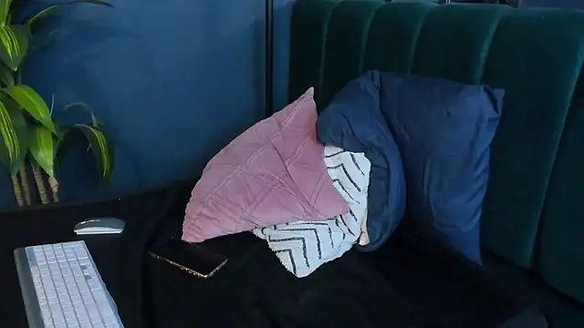 roxy_hell's cam snapshot