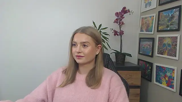 Mysteryerica's cam snapshot