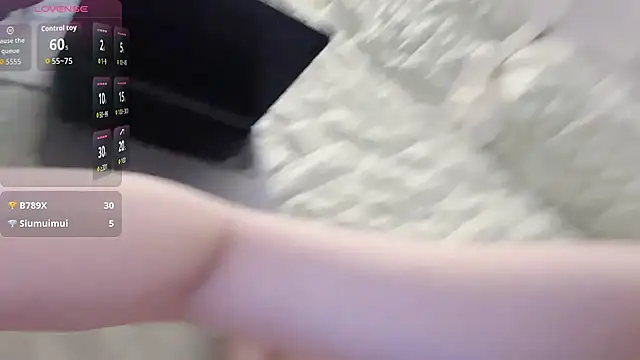 cici-r0's cam snapshot