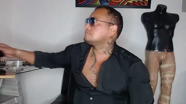 hardrock982 live sex cam