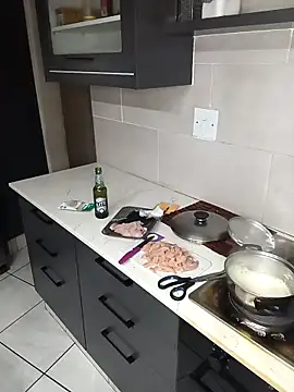 CuteHoney92's cam snapshot