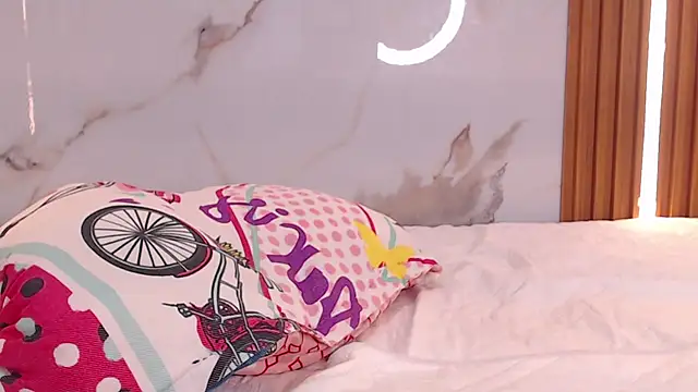 shena_nomy1's cam snapshot