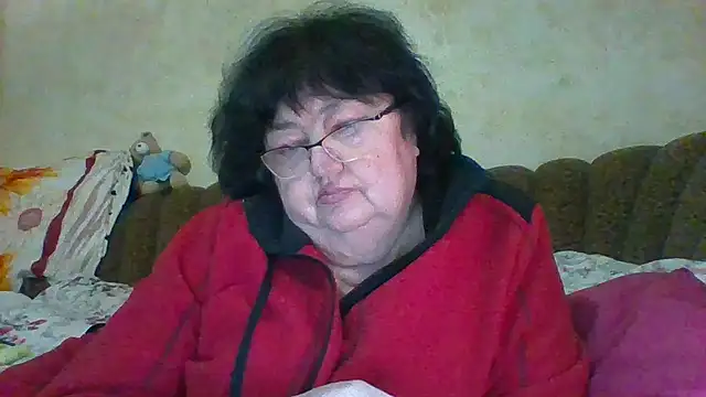 MilaSky5303's cam snapshot